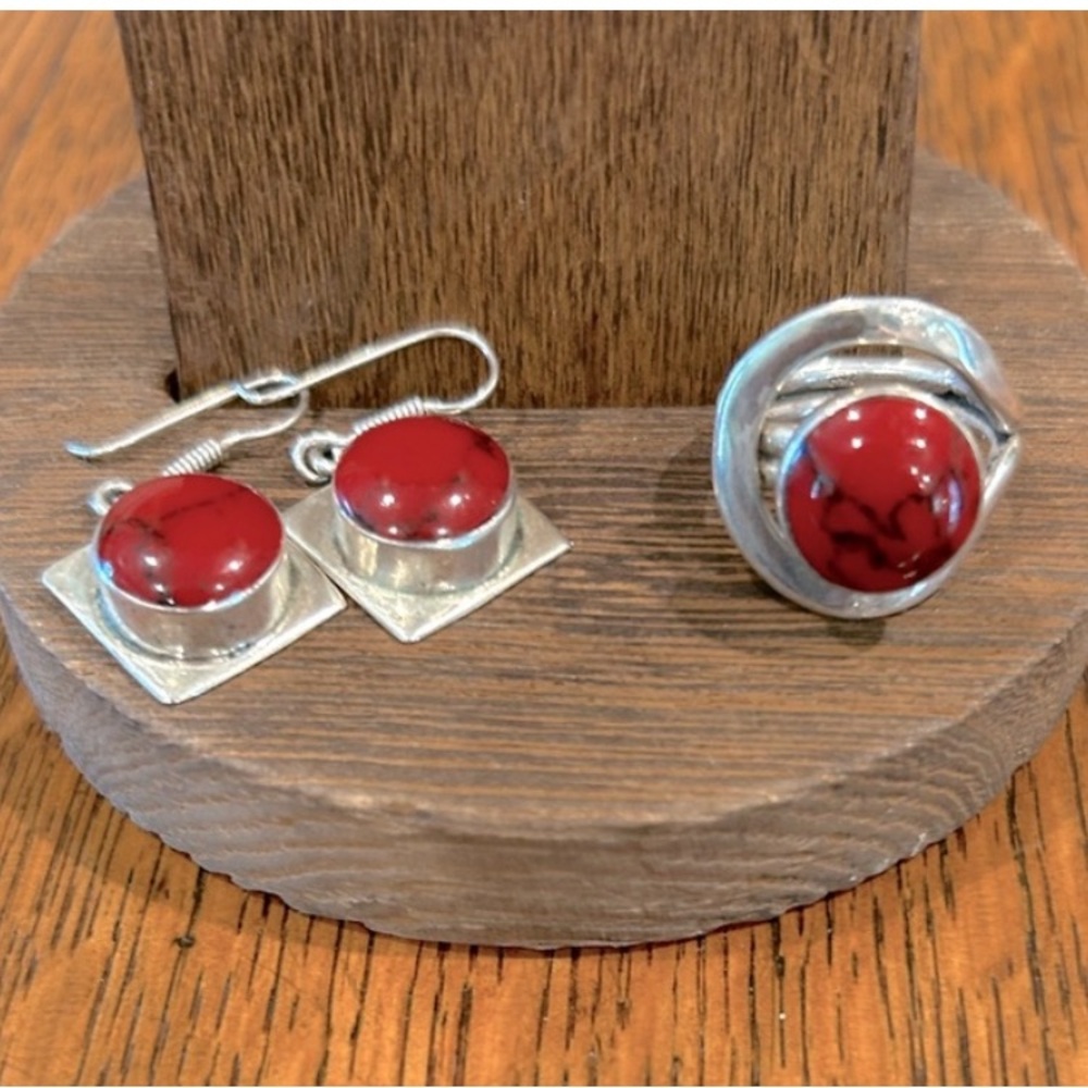 Stunning Red Jasper 925 Sterling Silver Ring and Earring Set